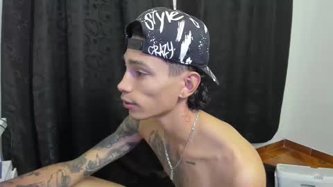 monkeyd_66 online show from September 21, 2:21 pm