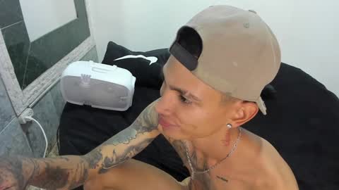 monkeyd_66 online show from February 2, 3:39 pm