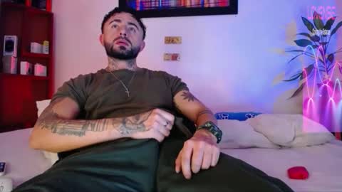 monnojones online show from April 8, 3:20 am