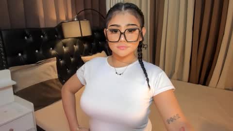 Snapshot of monstrouscockdivaontop chatting on February 26, 2:19 am Ruthie online show from February 26, 2:19 am