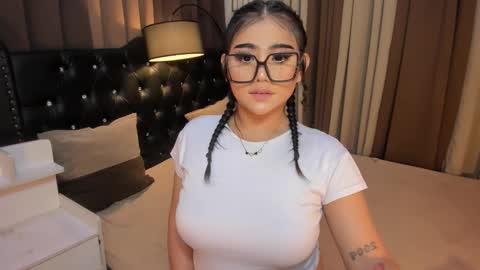 Snapshot of monstrouscockdivaontop chatting on February 4, 1:12 am Ruthie online show from February 4, 1:12 am