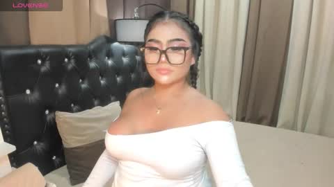 Snapshot of monstrouscockdivaontop chatting on September 25, 5:36 am Ruthie online show from September 25, 5:36 am