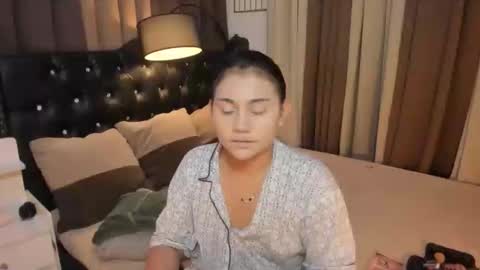 Snapshot of monstrouscockdivaontop chatting on February 1, 11:27 pm Ruthie online show from February 1, 11:27 pm