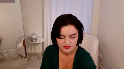 Snapshot of moodberry chatting on October 2, 7:07 am your Godness online show from October 2, 7:07 am