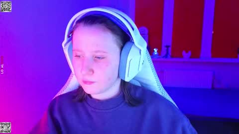 Lola online show from January 11, 4:24 pm