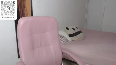 Snapshot of moon_cat85 chatting on February 20, 6:24 pm Luna online show from February 20, 6:24 pm