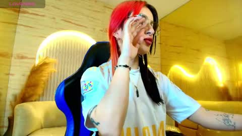 Moon online show from May 12, 12:47 pm