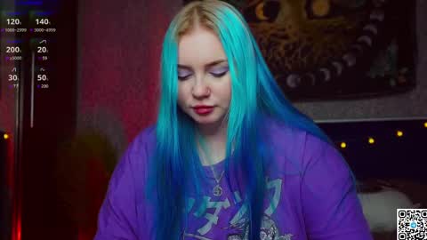 Snapshot of moon_valkyriie chatting on February 27, 8:13 am Emilia online show from February 27, 8:13 am