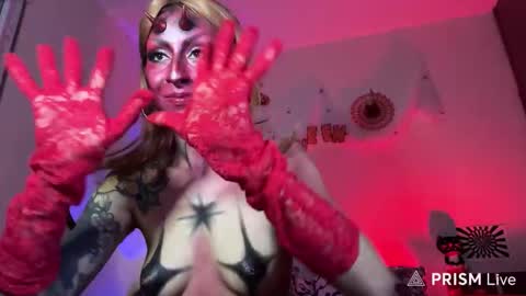 Cinna online show from October 28, 9:05 pm