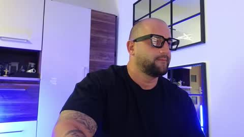 Twitterjoe dominik     online show from September 24, 2:02 pm