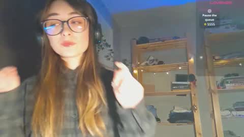 Dana online show from October 4, 8:50 pm