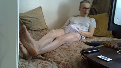 Alex online show from April 2, 8:10 am