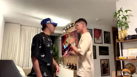   online show from September 21, 2:04 am