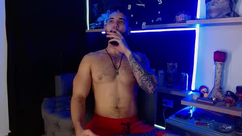 Snapshot of morgann_jones chatting on March 3, 2:47 am morgan online show from March 3, 2:47 am