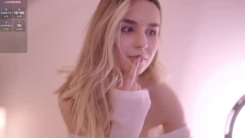 Snapshot of motherlode_ chatting on October 11, 4:43 pm MIRA online show from October 11, 4:43 pm