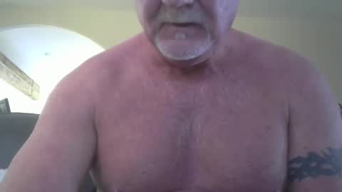 Snapshot of motorguy08 chatting on March 7, 9:27 pm motorguy08 online show from March 7, 9:27 pm