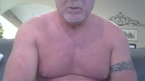 Snapshot of motorguy08 chatting on December 19, 9:16 pm motorguy08 online show from December 19, 9:16 pm