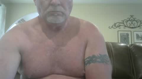Snapshot of motorguy08 chatting on October 1, 9:24 pm motorguy08 online show from October 1, 9:24 pm