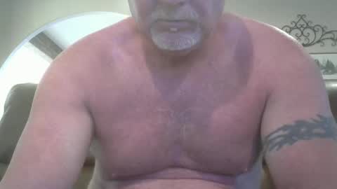 Snapshot of motorguy08 chatting on October 16, 4:06 pm motorguy08 online show from October 16, 4:06 pm