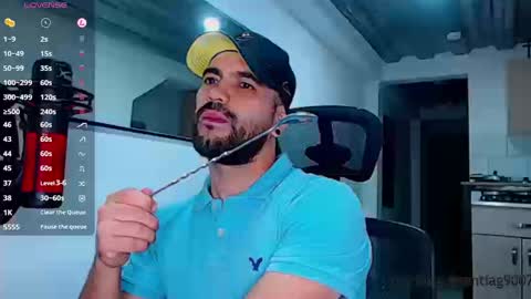 Snapshot of mr_chr1s chatting on September 24, 1:23 am chris online show from September 24, 1:23 am