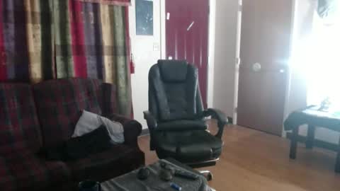 Snapshot of mr_happy12 chatting on January 25, 1:21 am mr_happy12 online show from January 25, 1:21 am