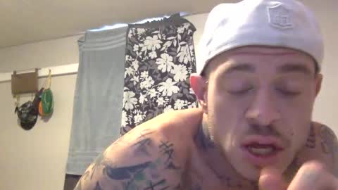 whateveryouwant online show from December 12, 8:21 pm