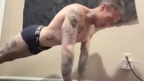 whateveryouwant online show from February 10, 7:28 pm