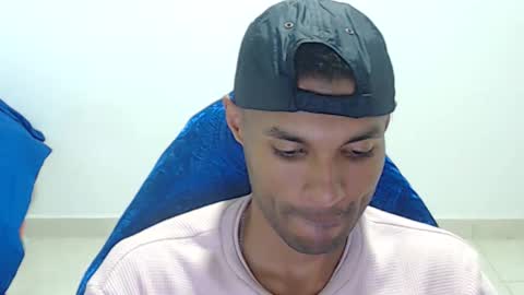 Max online show from February 24, 6:55 pm