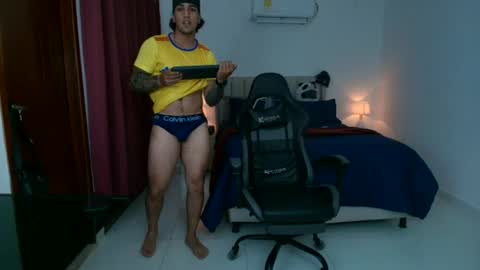mr_maximo online show from July 2, 1:03 am