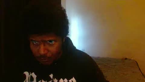 mr_nobody_100 online show from March 8, 1:15 pm