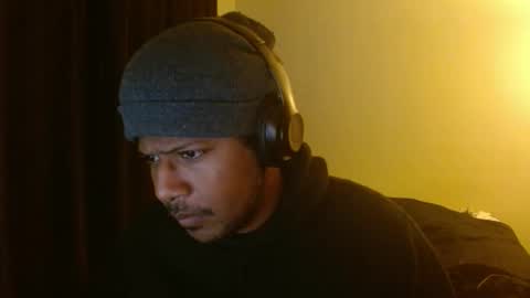 mr_nobody_100 online show from January 11, 12:33 pm