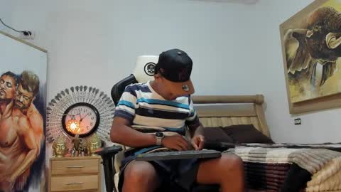 mr_stiven_ online show from March 28, 3:41 am