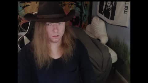 mr_strawberry online show from October 13, 7:27 pm