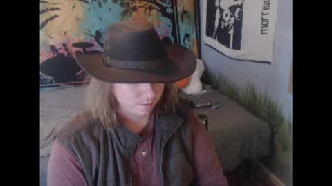 mr_strawberry online show from February 17, 11:04 pm