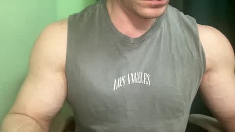 Mrbiceps23 online show from February 5, 3:31 pm