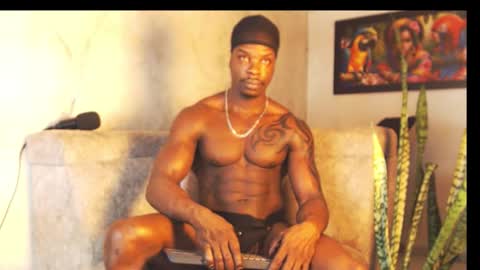 Snapshot of mrbyronstallion chatting on October 3, 12:13 pm byron online show from October 3, 12:13 pm