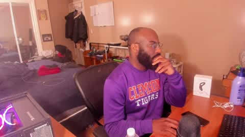 Chuck Daily online show from January 16, 6:14 am