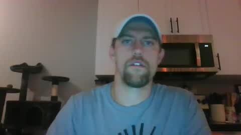 Snapshot of mrcumfixit chatting on September 26, 12:40 am mrcumfixit online show from September 26, 12:40 am