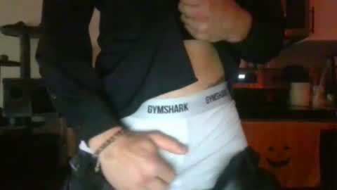 Snapshot of mrcumfixit chatting on October 19, 12:43 pm mrcumfixit online show from October 19, 12:43 pm
