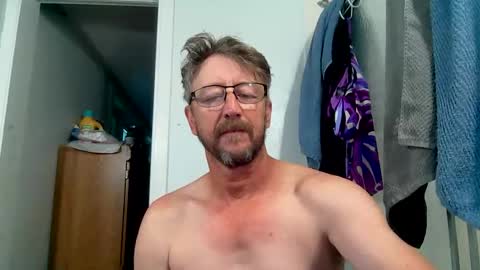 mrcumstain online show from November 3, 7:37 pm