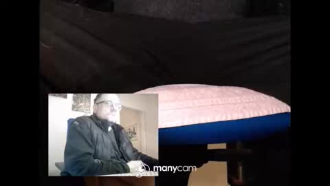 MrJohnsen1975 online show from February 28, 6:23 pm