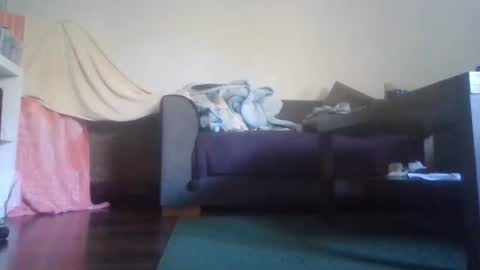 Snapshot of mrhandsomelovee chatting on October 10, 9:59 am Nikola online show from October 10, 9:59 am