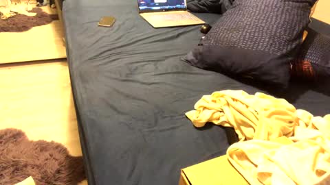 Snapshot of mrhandsomelovee chatting on February 11, 4:35 pm Nikola online show from February 11, 4:35 pm