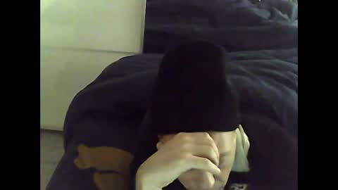 Snapshot of mrhandsomelovee chatting on March 10, 7:44 am Nikola online show from March 10, 7:44 am