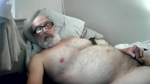Snapshot of mrjames59 chatting on December 21, 12:49 pm mrjames59 online show from December 21, 12:49 pm