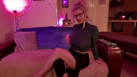 Snapshot of mrjandmrsj2014 chatting on January 28, 5:24 pm Mr  Mrs J online show from January 28, 5:24 pm