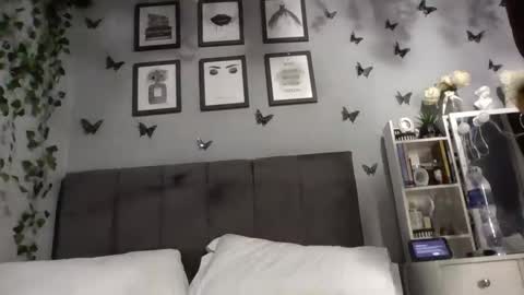 mrmercuryyy online show from February 26, 9:55 am