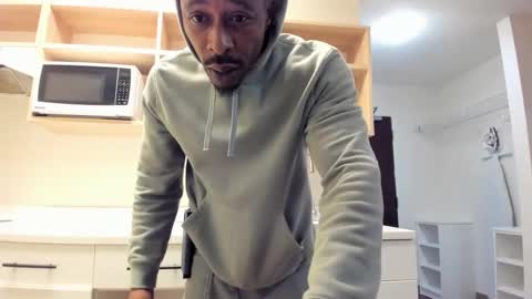 Snapshot of mromg007 chatting on October 24, 11:33 am mromg007 online show from October 24, 11:33 am