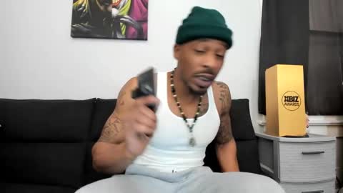 Snapshot of mromg007 chatting on January 14, 2:32 pm mromg007 online show from January 14, 2:32 pm