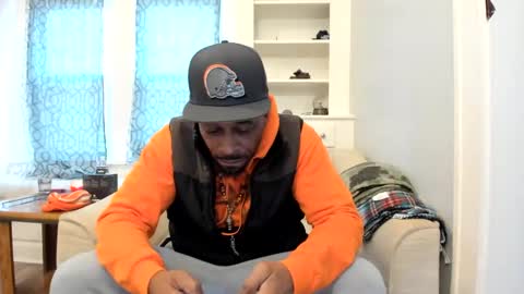 Snapshot of mromg007 chatting on December 29, 6:49 pm mromg007 online show from December 29, 6:49 pm